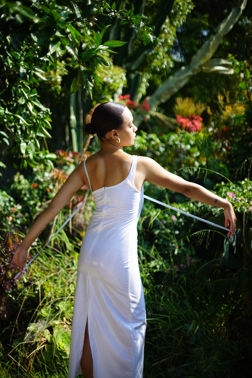 One Shoulder dress in wet white
