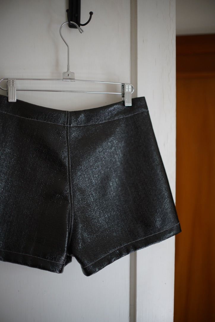 Surf shorts in vinyl