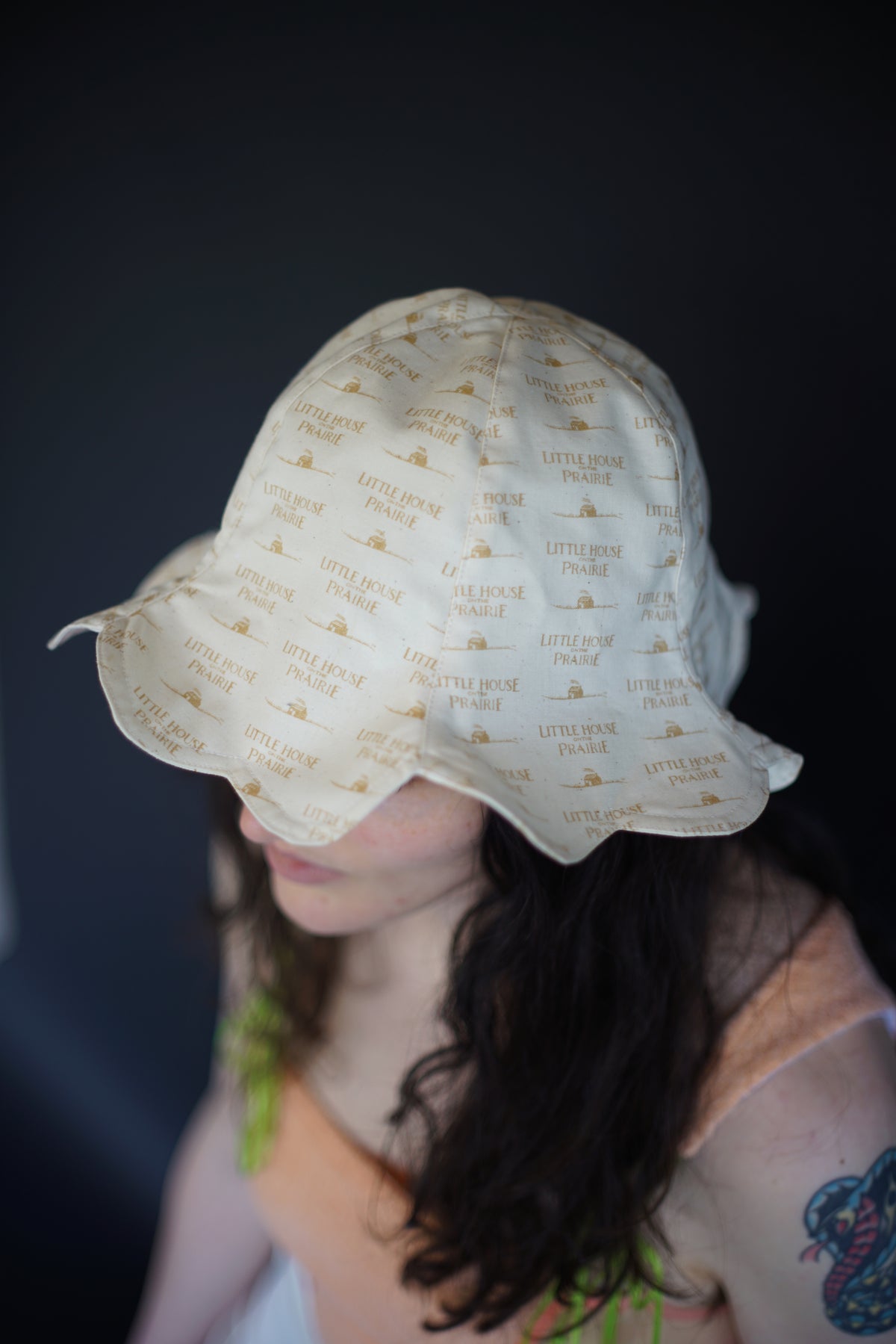 Little House print Petal Bonnet