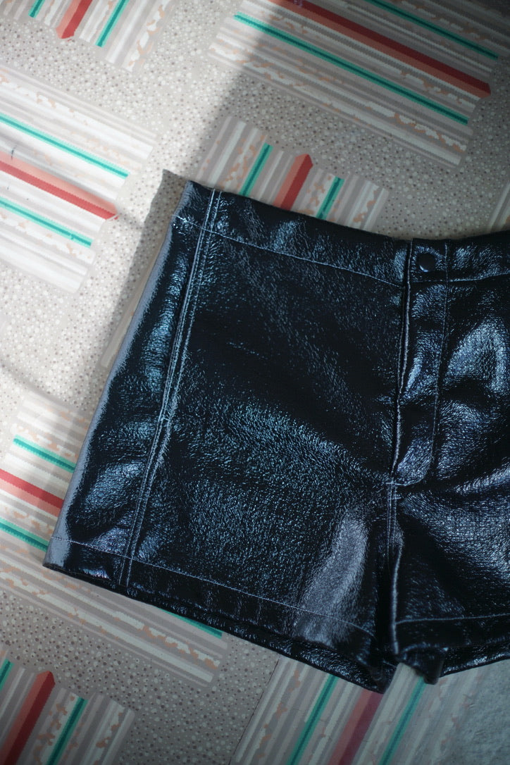 Surf shorts in vinyl
